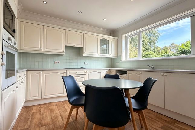 2, Taddyforde Court, Exeter photo 2