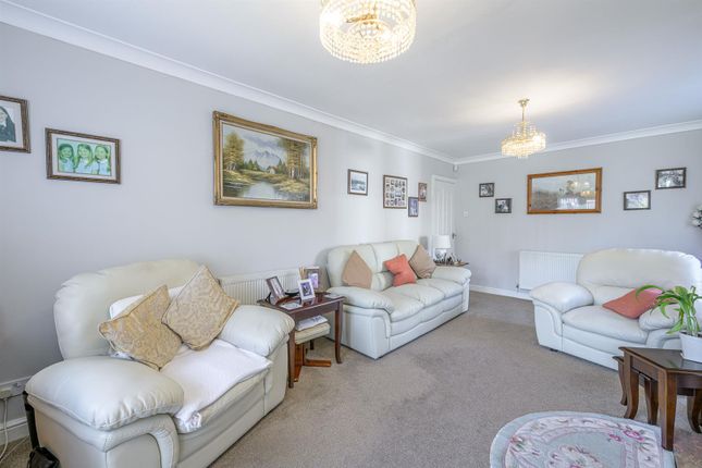 82, Lawnswood Road, Wordsley photo 3