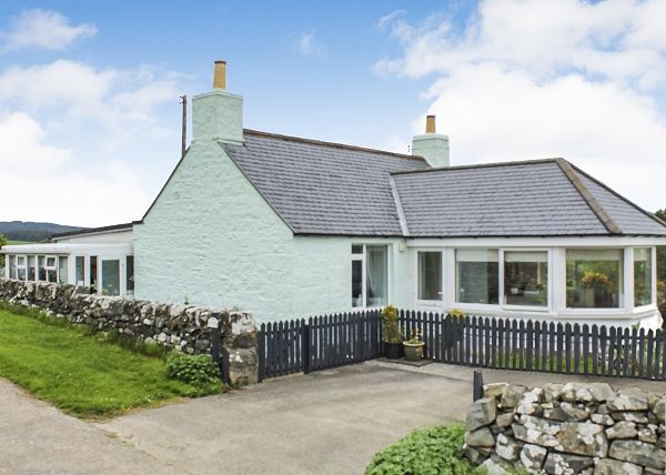 Thumbnail Bungalow for sale in Elrig, Newton Stewart