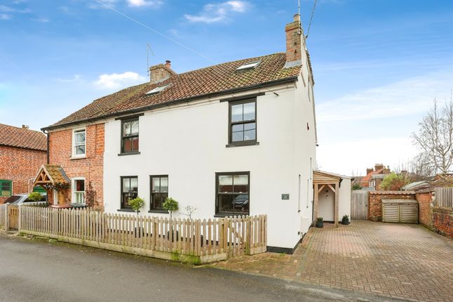 Thumbnail Detached house for sale in Chapel Street, Bottesford, Nottingham