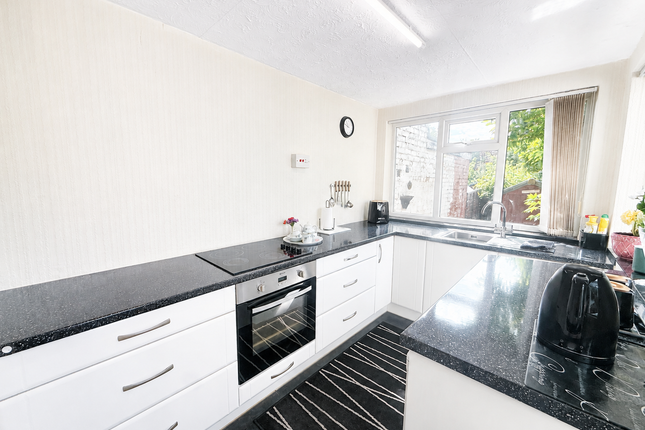 8a, Bright Street, Stourbridge photo 2