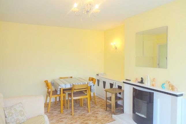 56A, Pinner View, Harrow photo 4