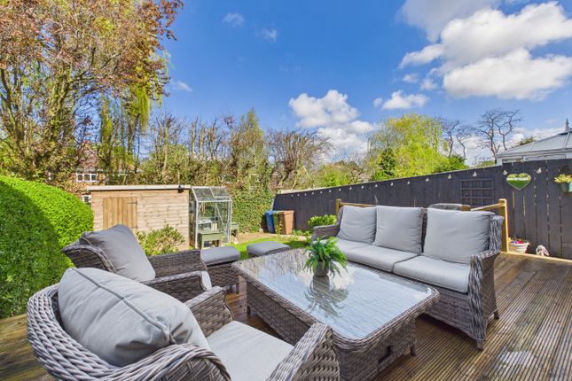 27 Dalesway, Kirk Ella, East Riding of Yorkshire photo 4