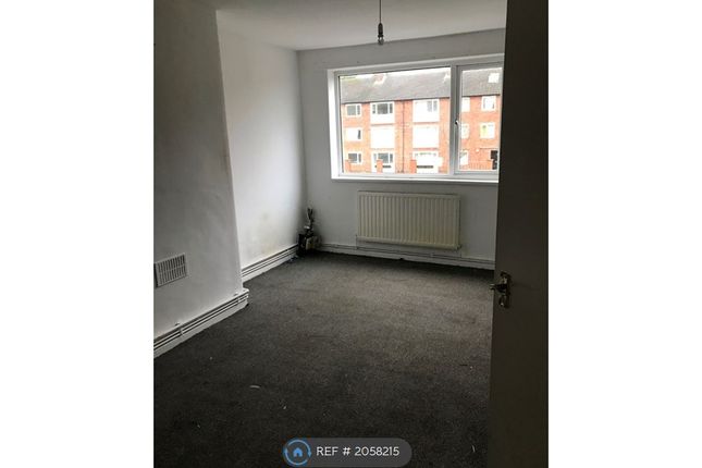 Flat to rent in Alderwood Avenue, Liverpool