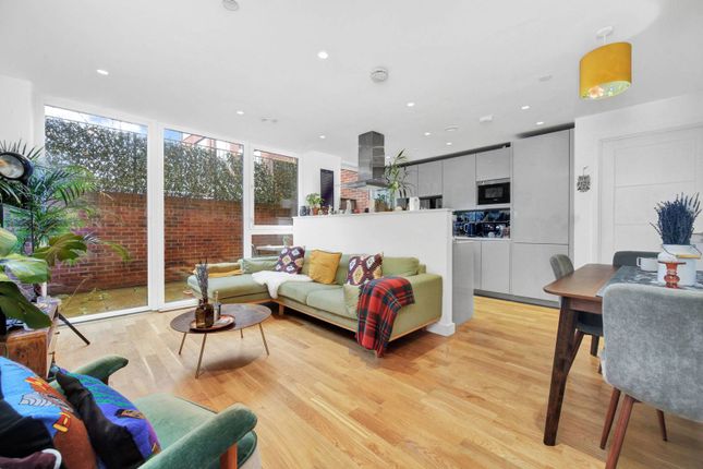 Thumbnail Flat for sale in Ferrier Apartments, Clapham, London