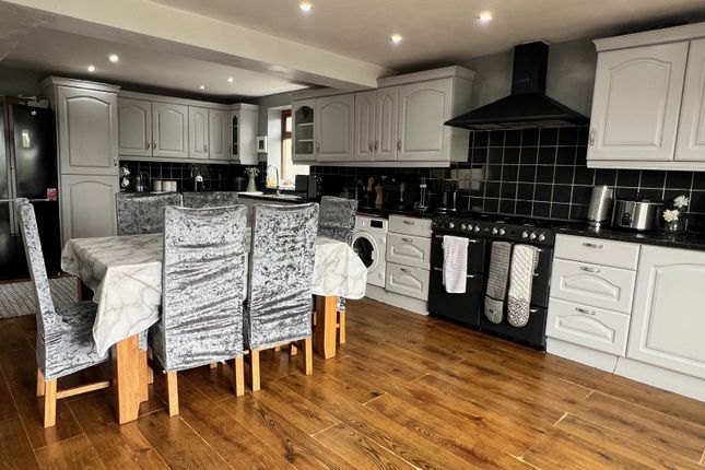 87, Brynamman Road, Ammanford photo 2