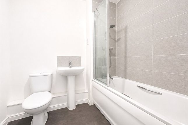 8 Hazel House,, Stonyfield Road, Fareham photo 4