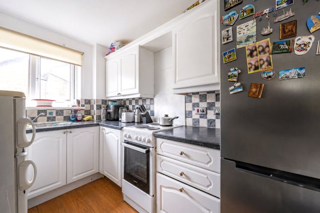 Flat 39, Britten Court,, Abbey Lane, London photo 3