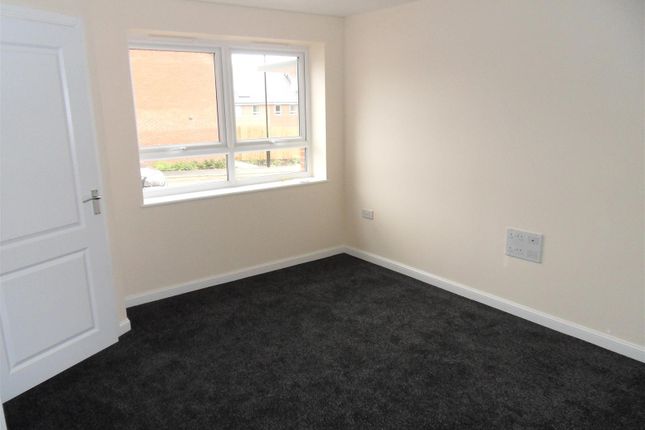 53, Newcastle upon Tyne photo 5