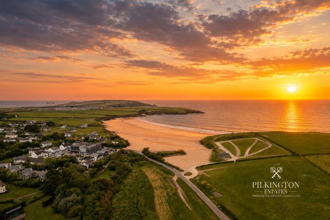 Azia Beach, Harlyn Bay, Cornwall photo 2