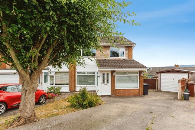 4-bed semi-detached on 4, Llwyn Derw, Mold, £250,000