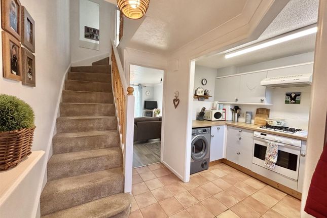 5, Plantagenet Way, Gillingham photo 2