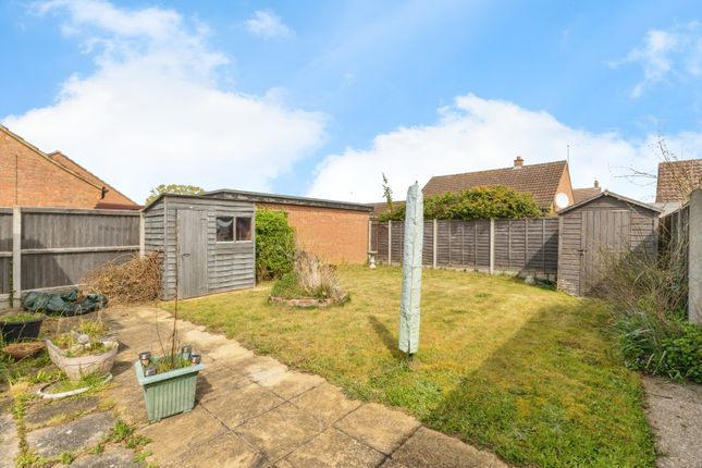 16, Fleming Court, Thetford photo 4