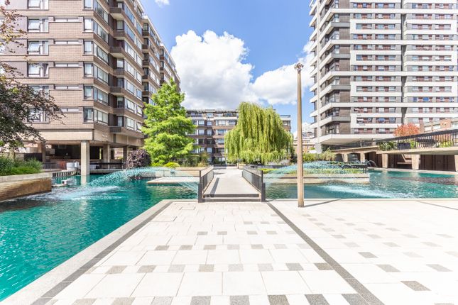 Flat for sale in Burwood Place, London