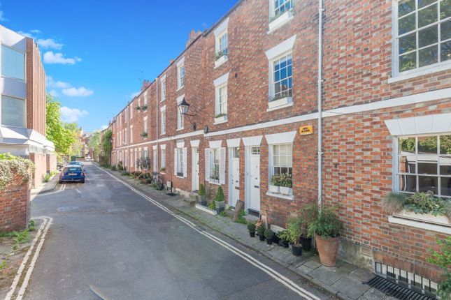 Thumbnail Terraced house to rent in Beaumont Buildings, Oxford