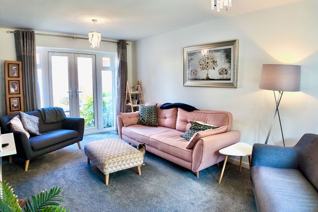 5 Birch Way, Bargoed photo 2