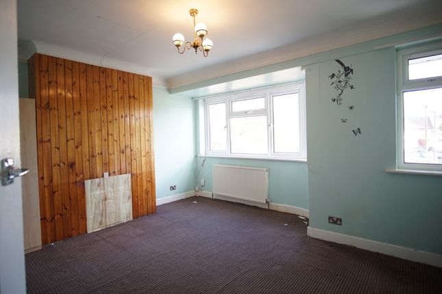 Shaftesbury avenue, South Harrow photo 2