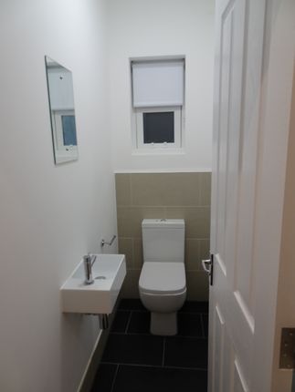 1C, 42, Coombe Lane, London photo 4