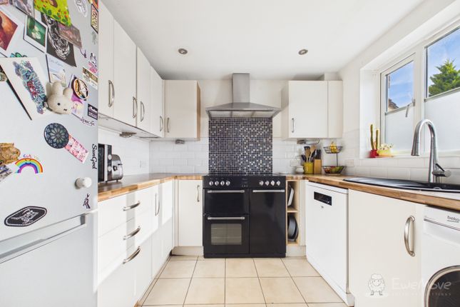 5, Bland Drive, Folkestone photo 3