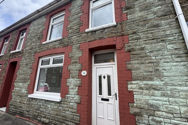 10, Hearts Of Oak Cottages, Maesteg photo 4