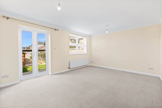 2, Eastnor Road, Reigate photo 2
