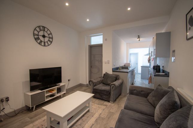 Room 1, 123 Cavendish Road, Leicester photo 2