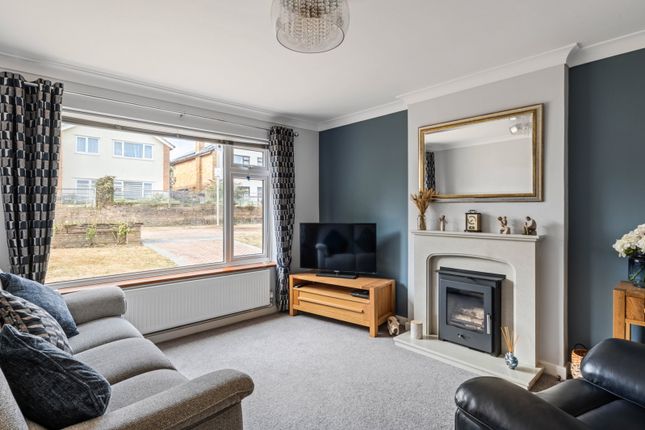 31, Silverhurst Drive, Tonbridge photo 2