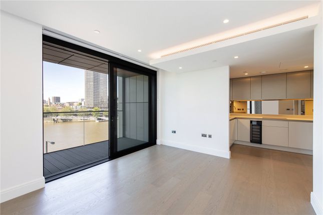 Flat for sale in The Dumont, 27 Albert Embankment, London