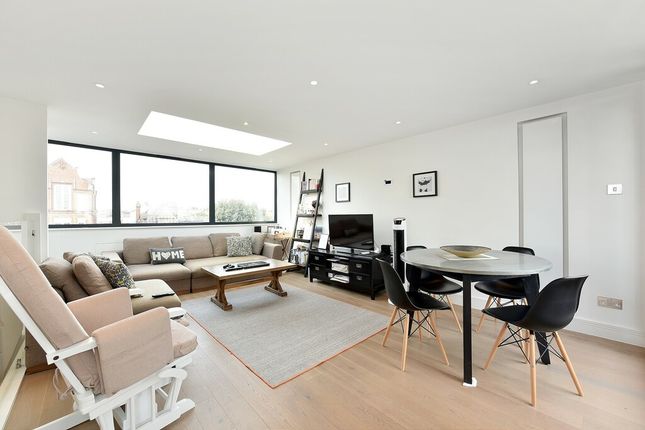 Thumbnail Flat to rent in Delaford Street, Fulham