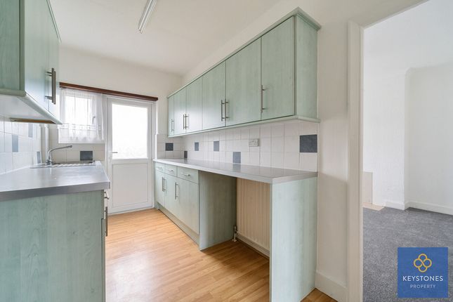 End terrace house for sale in Rush Green Road, Romford
