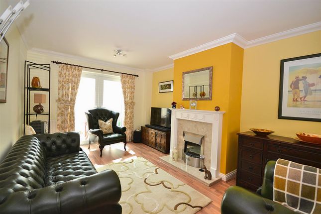 28, School Drive, Dorchester photo 2