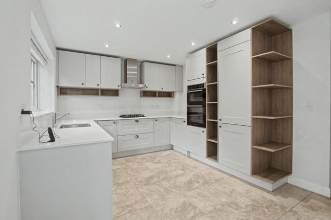 4, Turnpike Way, Derbyshire photo 4
