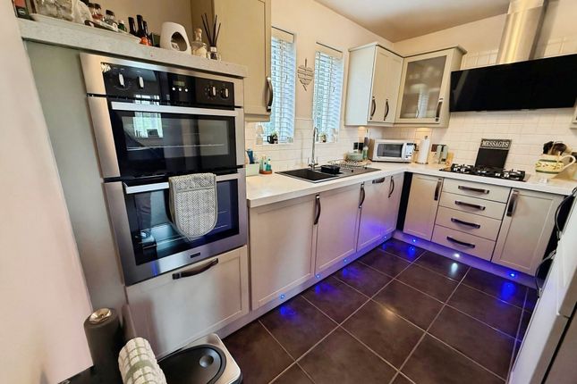3 Brocks Croft Gardens, Stoke-On-Trent photo 3