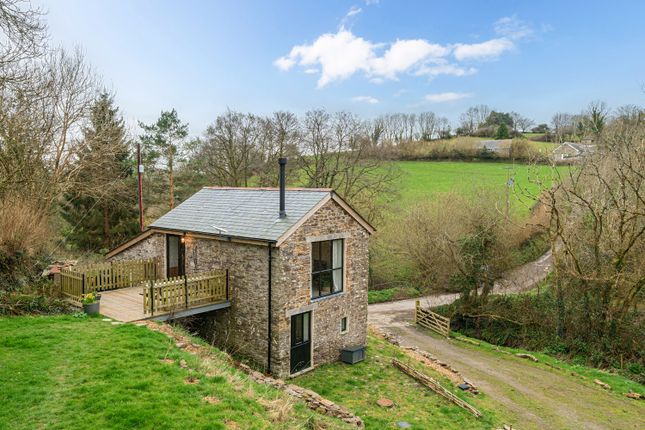 2-bed house on Waterlake Barn, Lower Loxhore, Barnstaple, £460,000