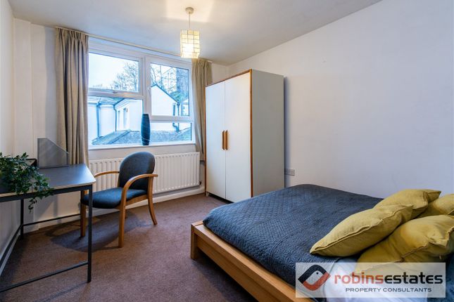 Flat for sale in Park Valley, Nottingham