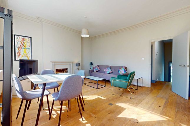1-bed flat on Hazlitt Road, Olympia, London W14, £575,000