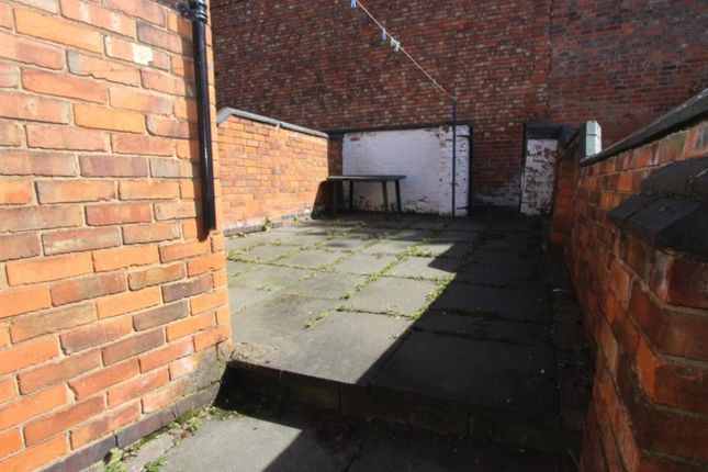Terraced house to rent in Howard Road, Leicester