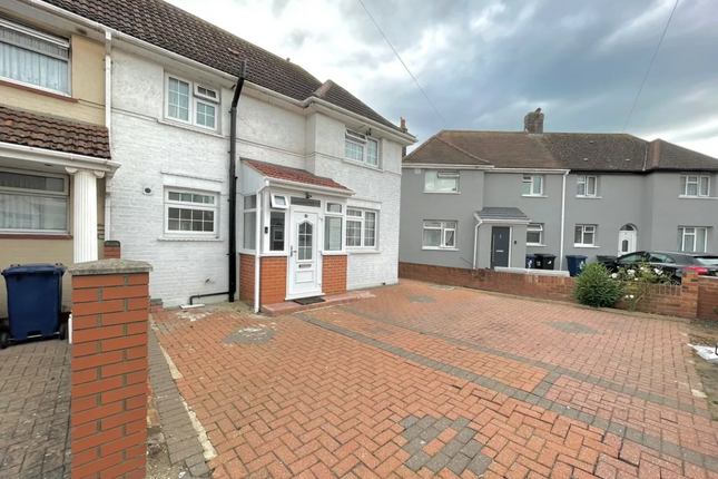Thumbnail Semi-detached house for sale in Stratton Gardens, Southall