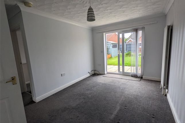 41, Orchard Close, Sleaford photo 4