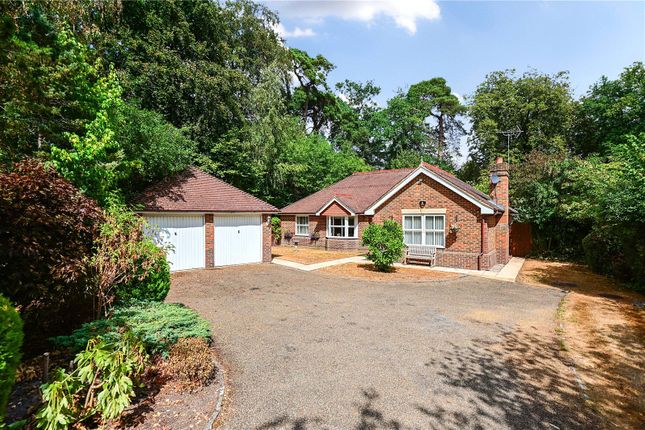 3-bed house on 4, The Walnuts, Fleet, £725,000