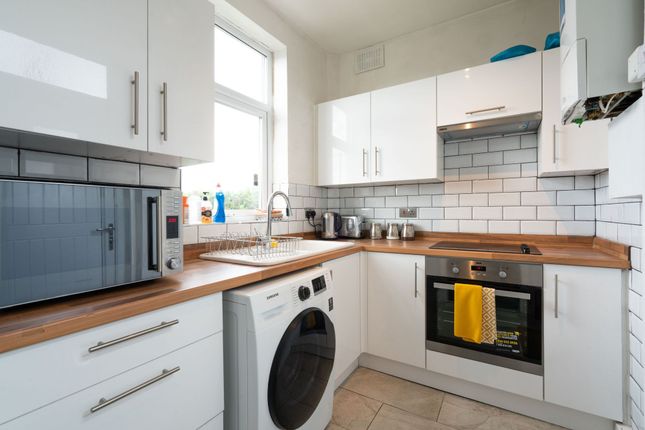 Thumbnail Town house to rent in Olive Grove Road, Sheffield