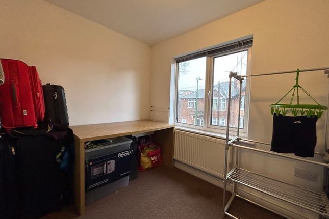 Semi-detached house to rent in Harrington Drive, Nottingham