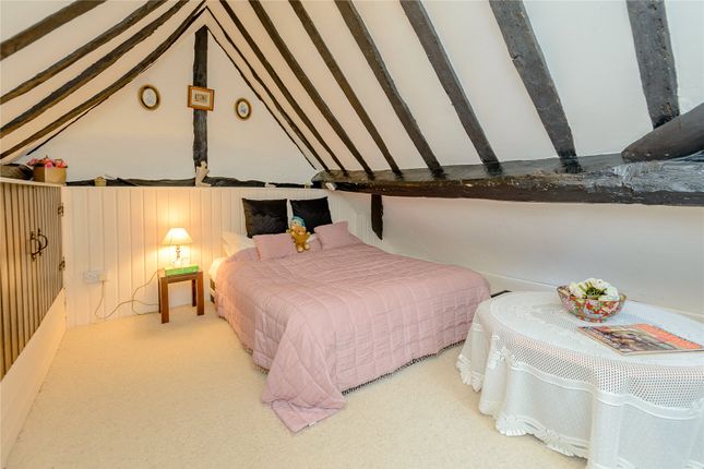 5 Bed Property For Sale In Whelpley Hill Chesham Buckinghamshire