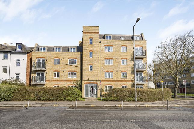 2-bed flat on 7, Carrington Court, New Malden, £365,000