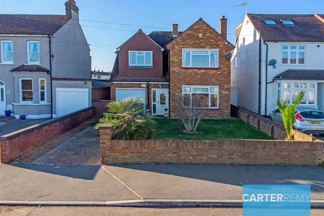 Thumbnail Detached house for sale in Windsor Avenue, Grays