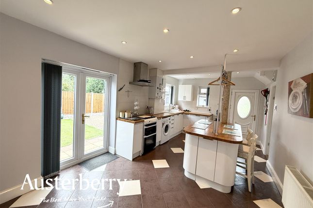 65, Hollybush Road, Stoke-On-Trent photo 4