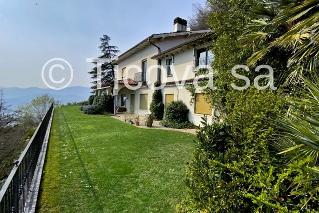 Thumbnail Villa for sale in 6977, Ruvigliana, Switzerland