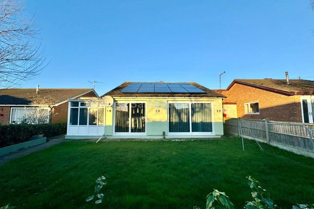Thumbnail Bungalow for sale in Sherwood Drive, Waddington, Lincoln