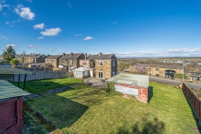58 The Common, Dewsbury photo 2