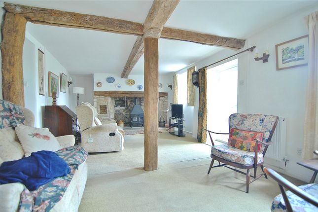 Konini,, Halfway Pitch, Stroud photo 4